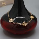 دستبند ونکلیف سه گل تراش